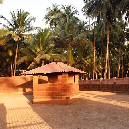 Regenta Resort Mango Village Guhagar Kudan Exterior photo