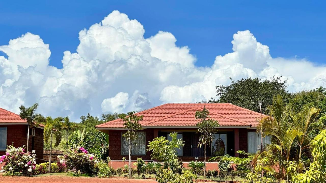 Regenta Resort Mango Village Guhagar Kudan Exterior photo